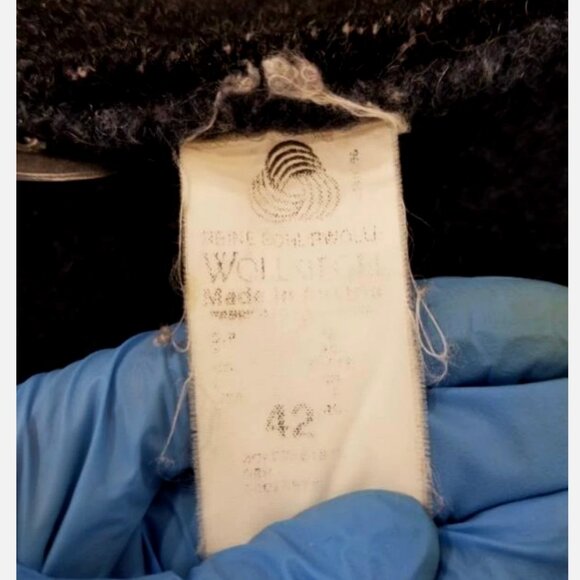 VTG GIESSWEIN Austria WOMENS Pure New Wool Cardigan Ski Embroidered Size 42 XL - Picture 8 of 8